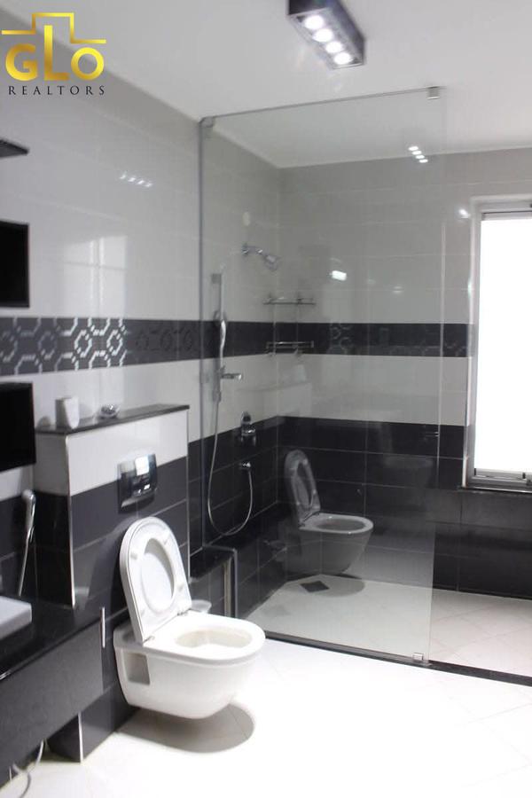 3 Bed Apartment with En Suite in Riverside - 14