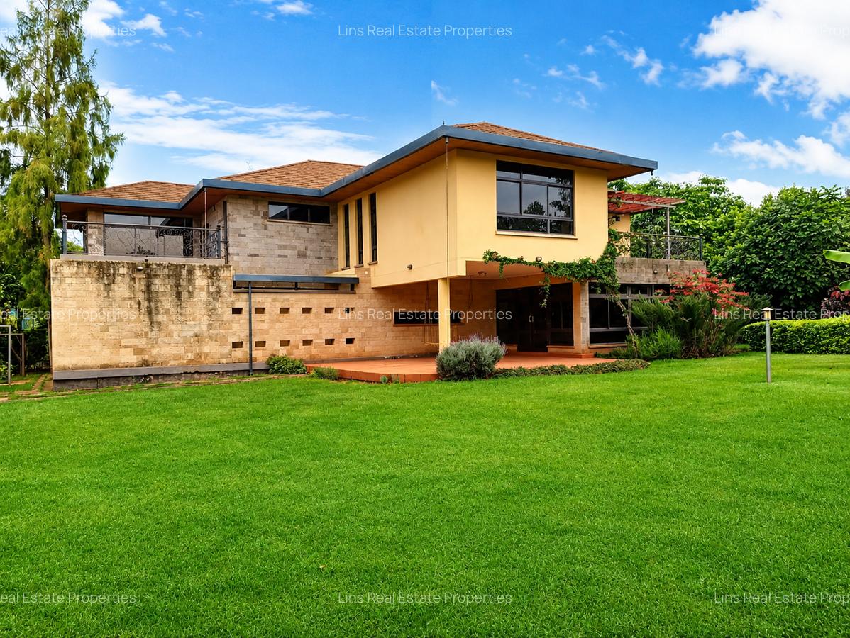 5 Bed Townhouse with En Suite in Runda - 1