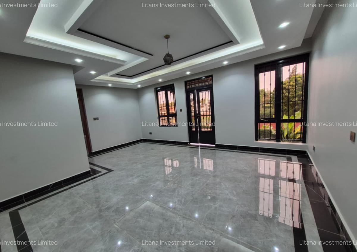 5 Bed House with En Suite at Runda Paradise - 3