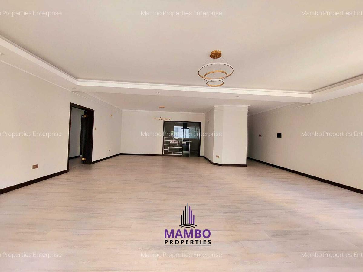 3 Bed Apartment with En Suite at Riverside Dr - 5