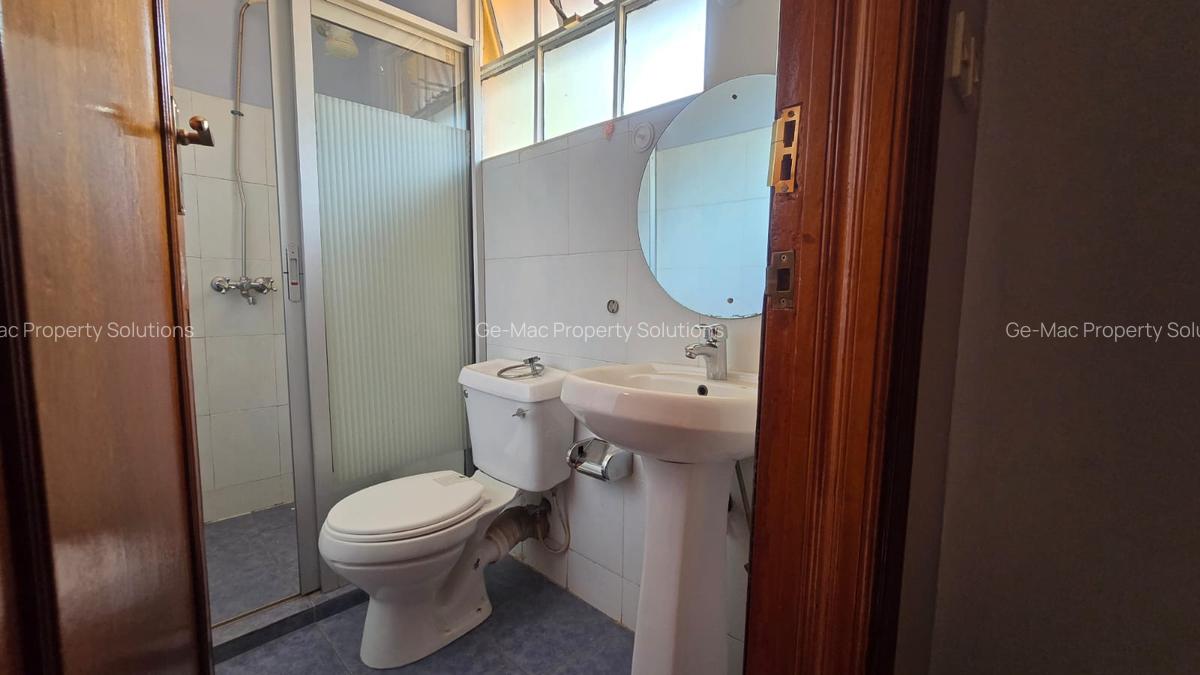 4 Bed House with En Suite in Kitisuru - 9