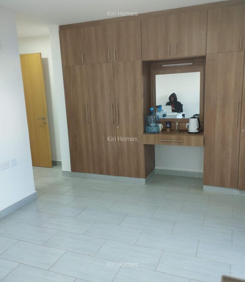 2 Bed Apartment with En Suite in Lavington - 11