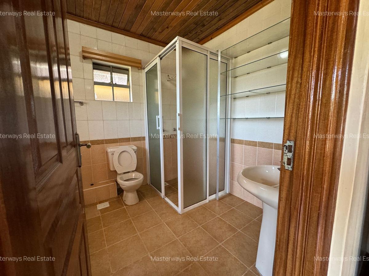 4 Bed Townhouse with En Suite in Muthaiga - 12