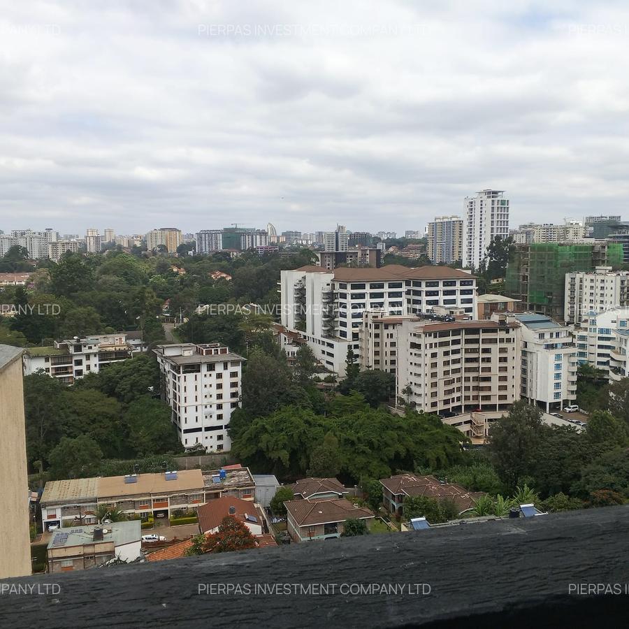 3 Bed Apartment with En Suite in Westlands Area - 1