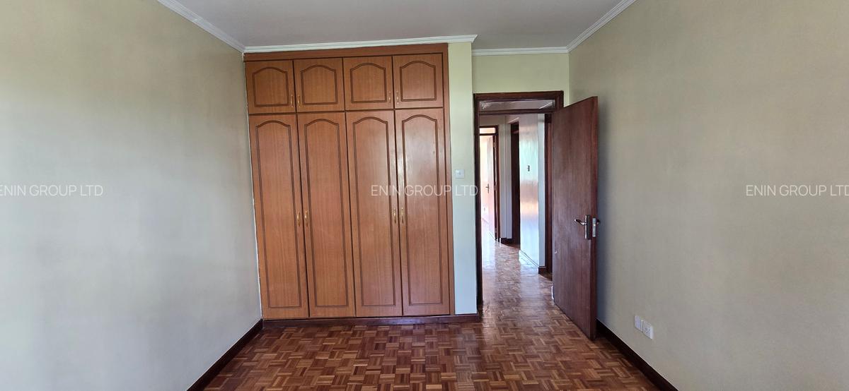 4 Bed Apartment with En Suite in Lavington - 4