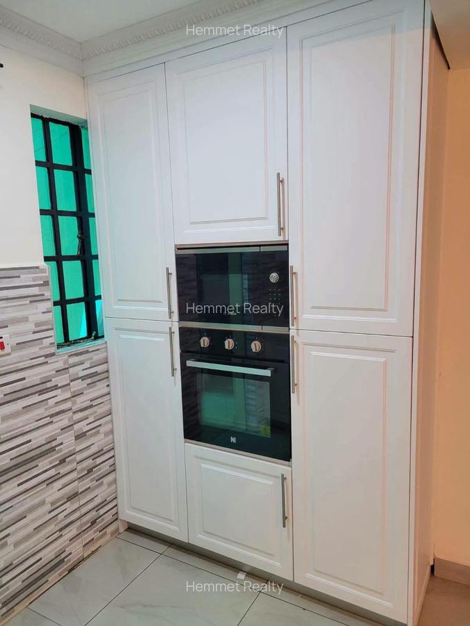 4 Bed Townhouse with En Suite in Kitisuru - 6