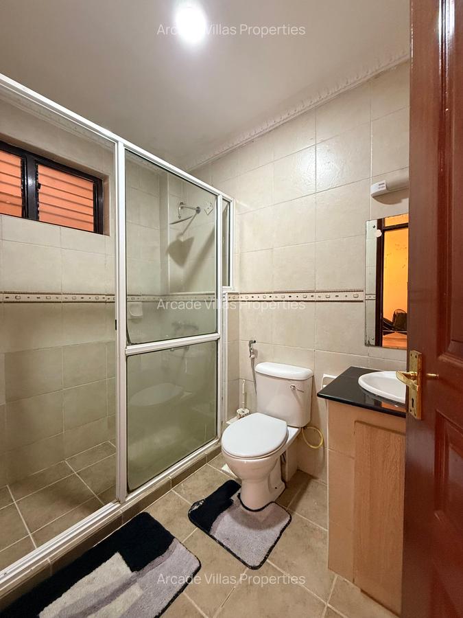 Furnished 1 Bed Apartment with En Suite in State House - 7