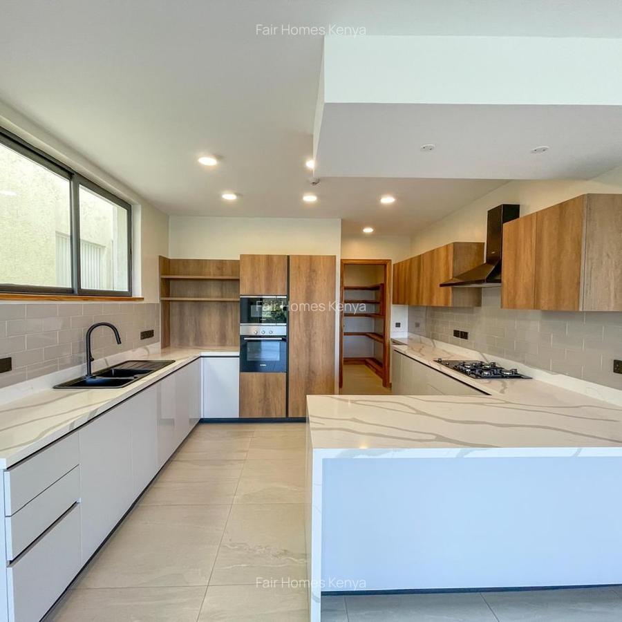 4 Bed Apartment with En Suite at Peponi Road - 6