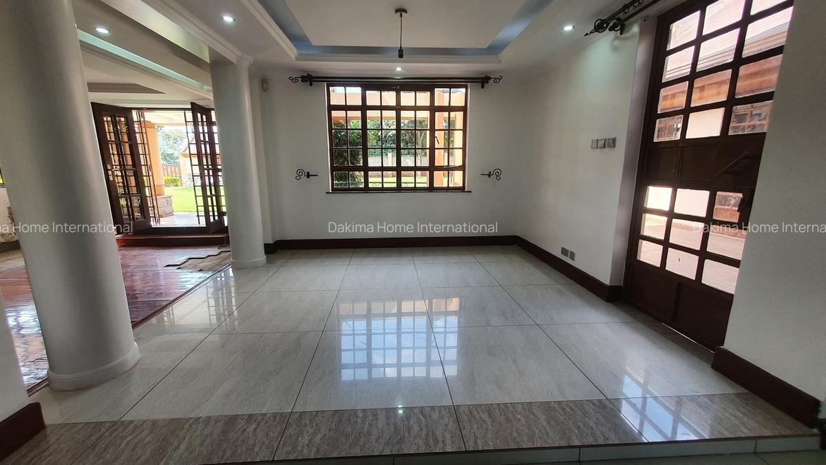 5 Bed House with En Suite in Runda - 3