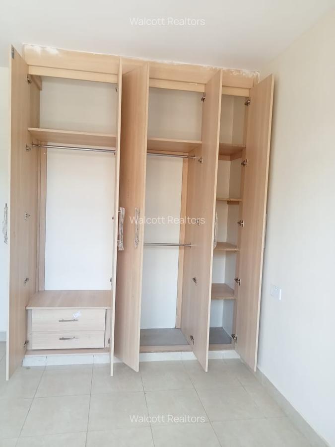 2 Bed Apartment with En Suite in Naivasha Road - 12
