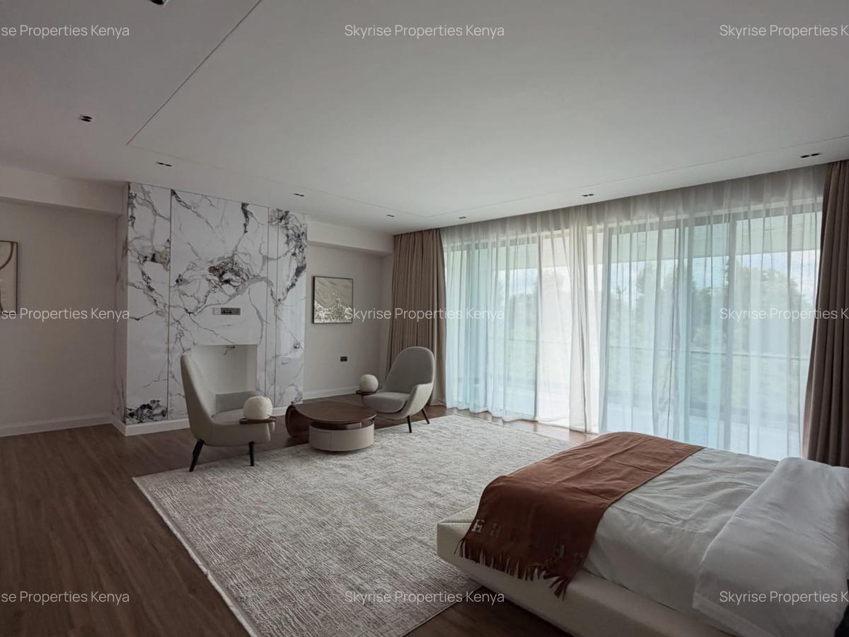 5 Bed Villa with En Suite in Runda - 11