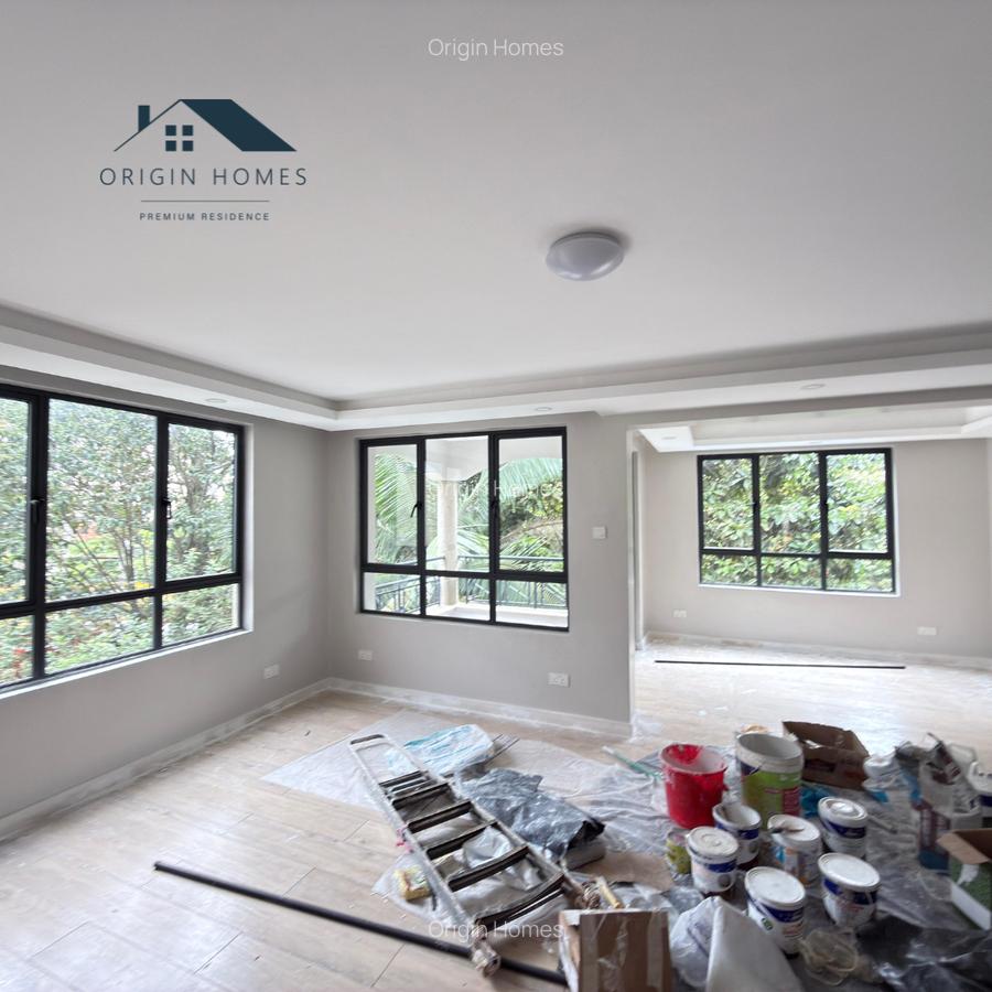 3 Bed Apartment with En Suite at Lavington - 3