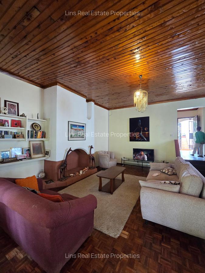 4 Bed House with En Suite in Loresho - 8