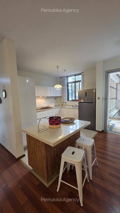 Serviced 3 Bed Apartment with En Suite in Parklands - 12