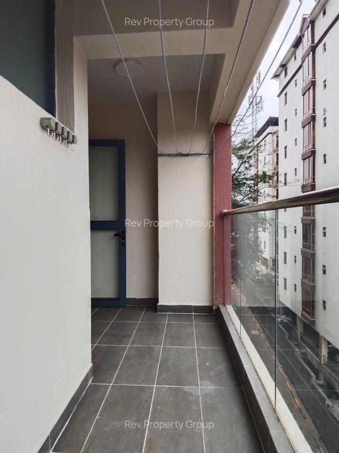 2 Bed Apartment with En Suite in Lavington - 18