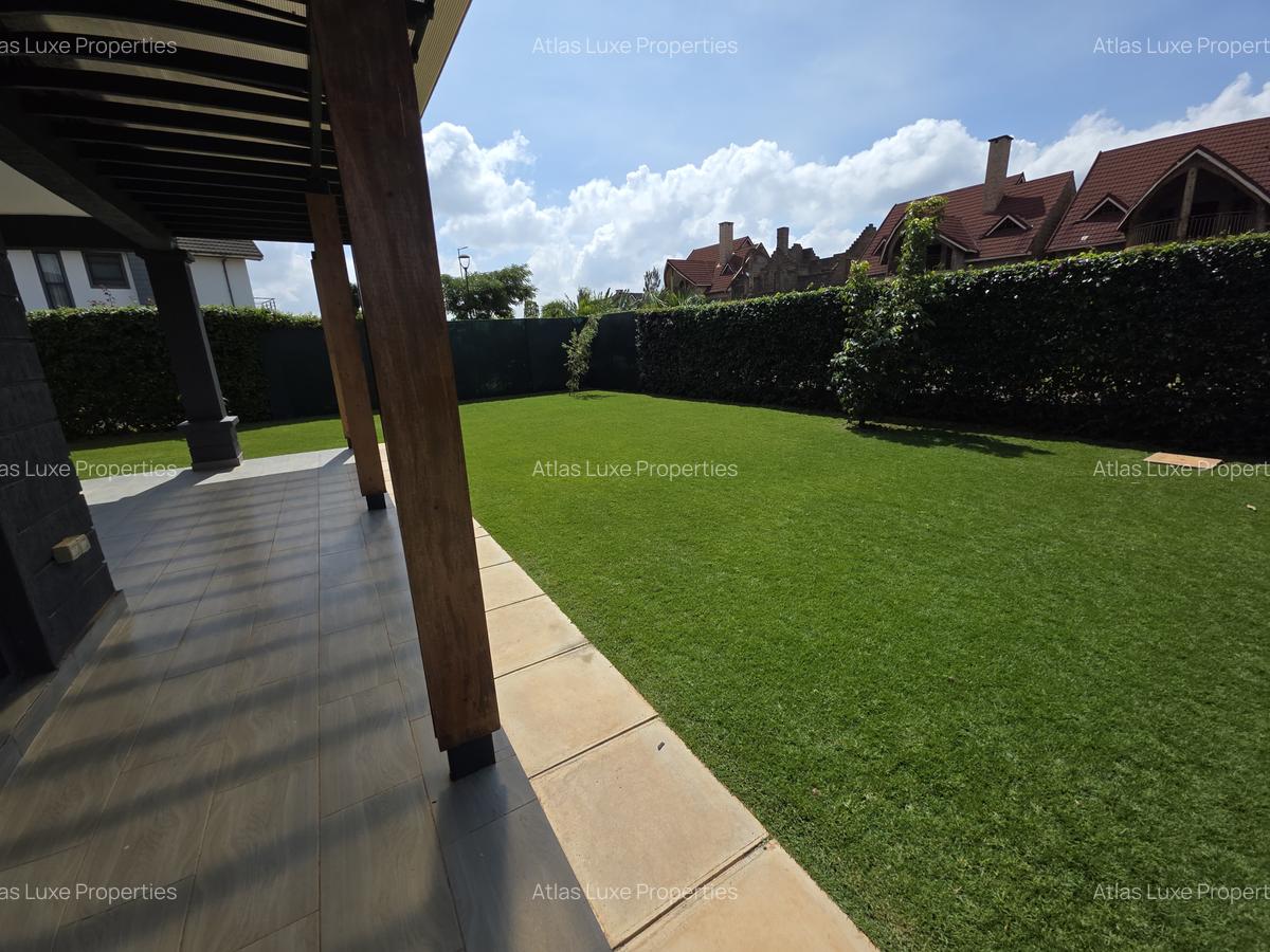 5 Bed Townhouse with En Suite at New Runda - 17
