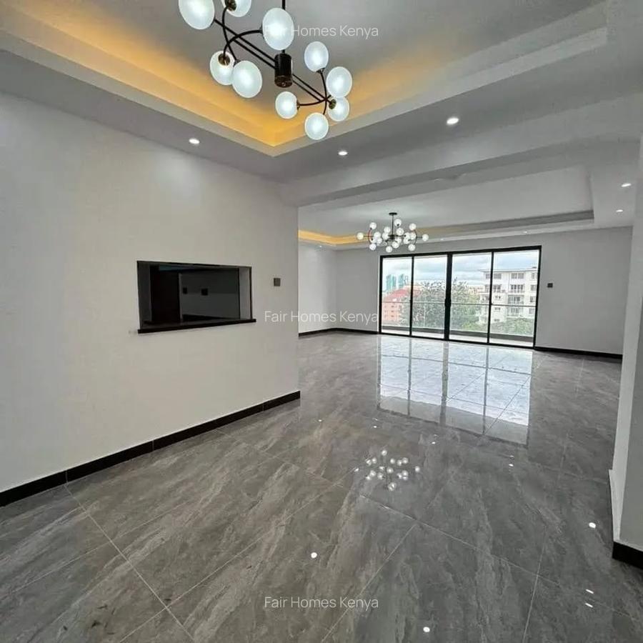 4 Bed Apartment with En Suite at Valley Arcade - 1