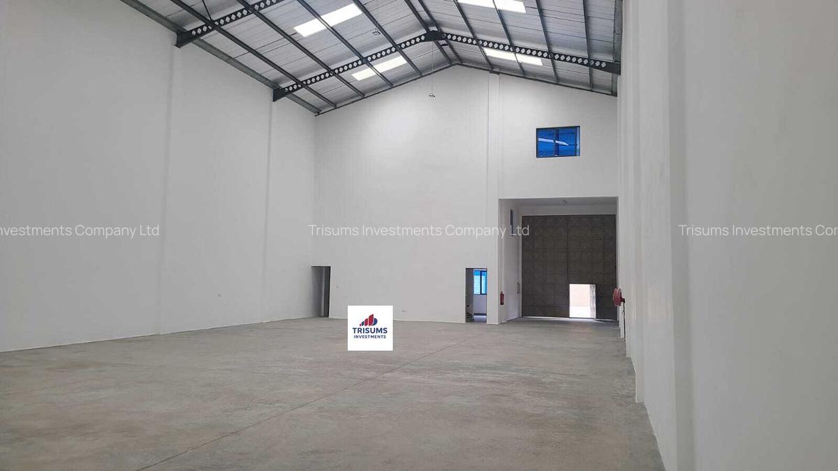 8,005 ft² Warehouse with Parking in Mlolongo - 3