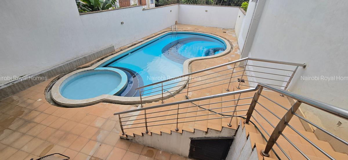 3 Bed Apartment with En Suite at Riverside Drive - 19