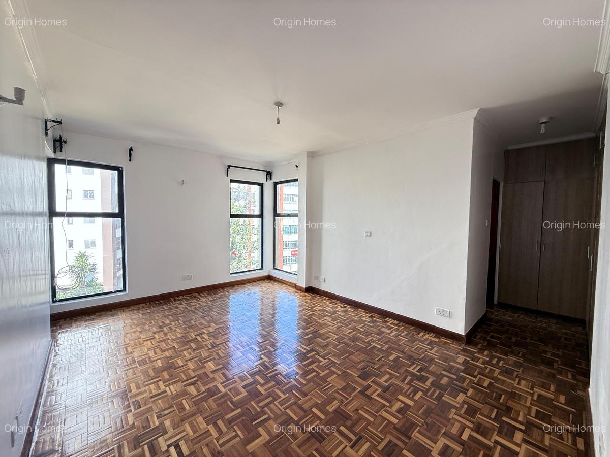 3 Bed Apartment with En Suite at Westlands - 6