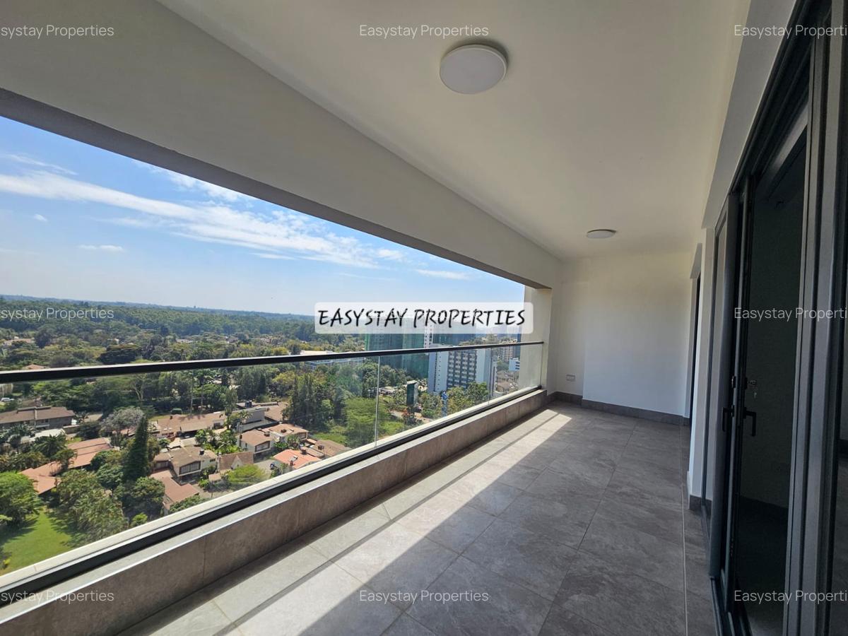 3 Bed Apartment with En Suite in Spring Valley - 1