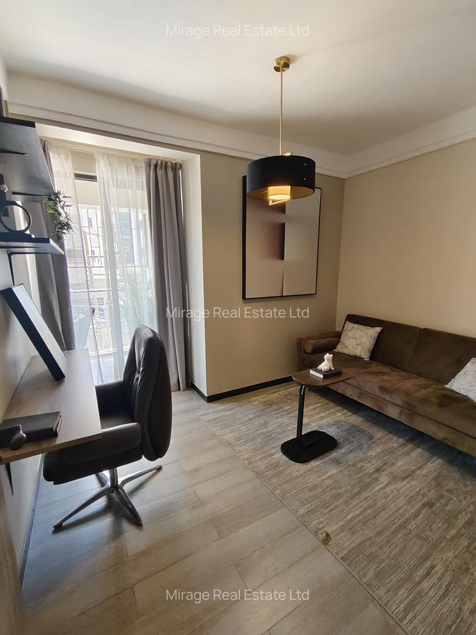 3 Bed Apartment with Gym in Kilimani - 3