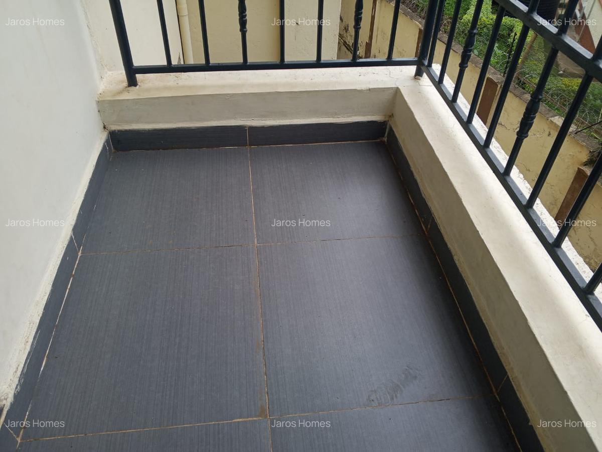 2 Bed Apartment with En Suite at Naivasa Road - 10