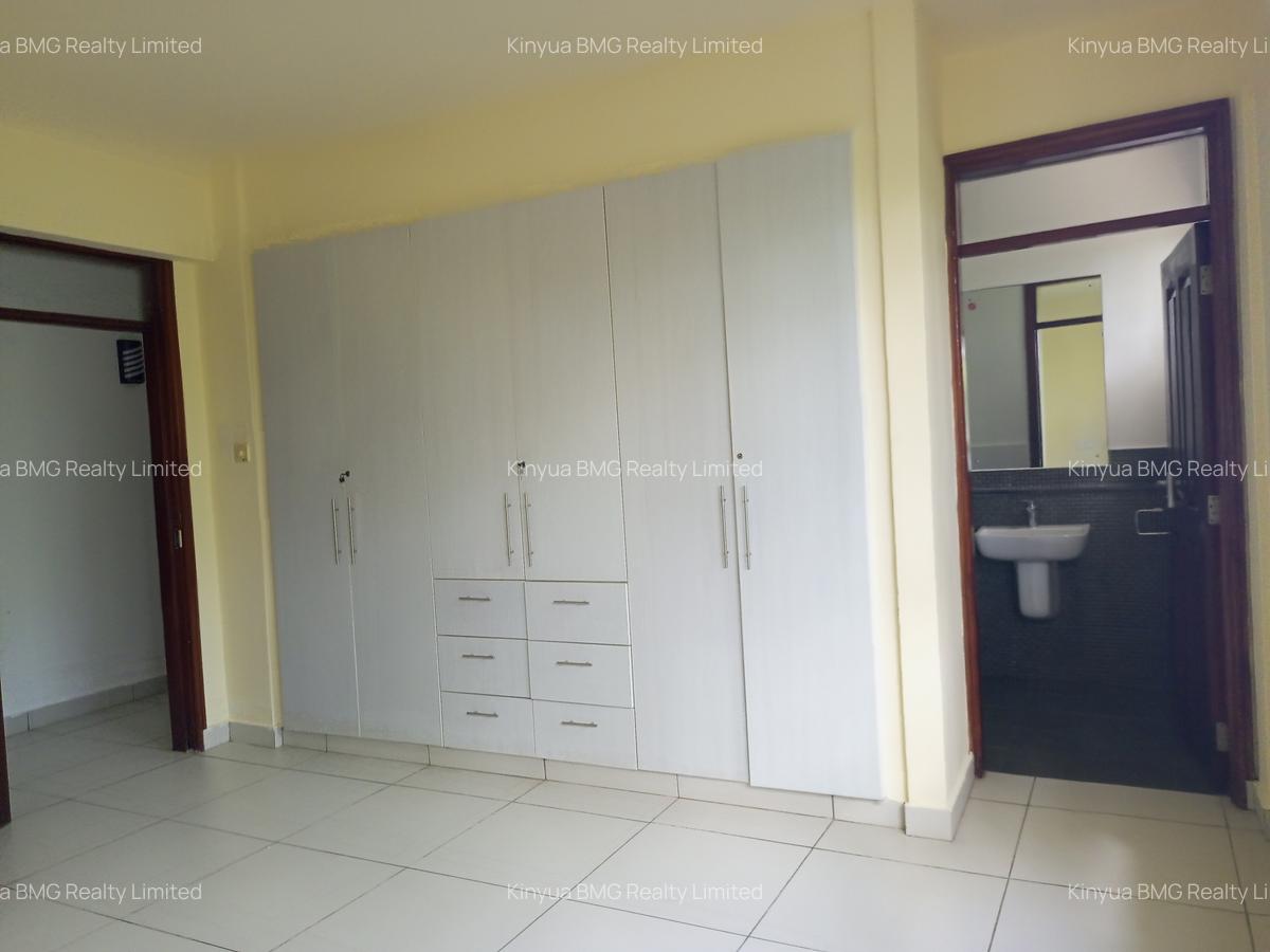 4 Bed Apartment with En Suite at Links Road - 3