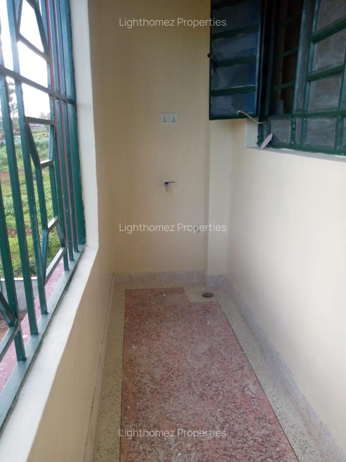 1 Bed Apartment with En Suite at Kangemi - 11