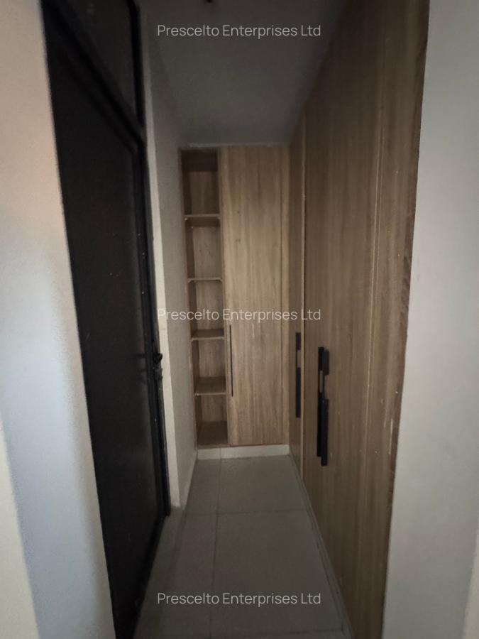 3 Bed Apartment with En Suite at Off Links Road - 20