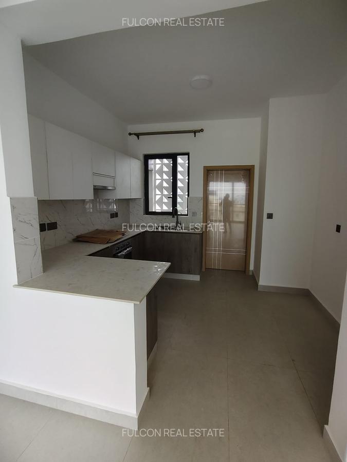 2 Bed Apartment with En Suite in Brookside - 8