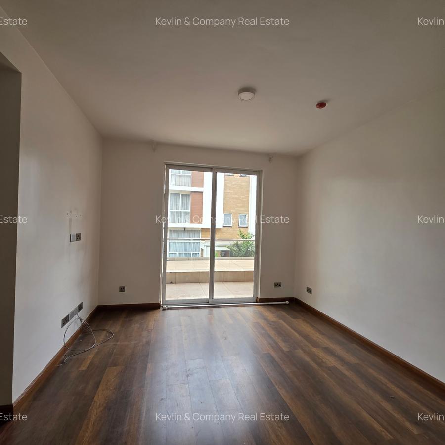 4 Bed Townhouse with En Suite in Lavington - 10