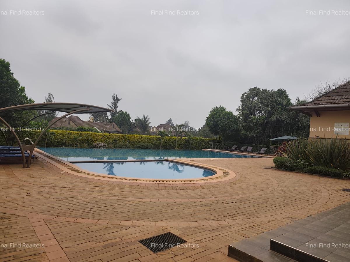 5 Bed Townhouse with En Suite in Runda - 1