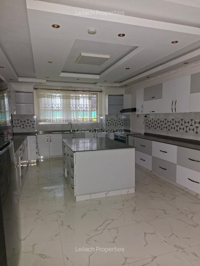 5 Bed House with En Suite in Karen - 10
