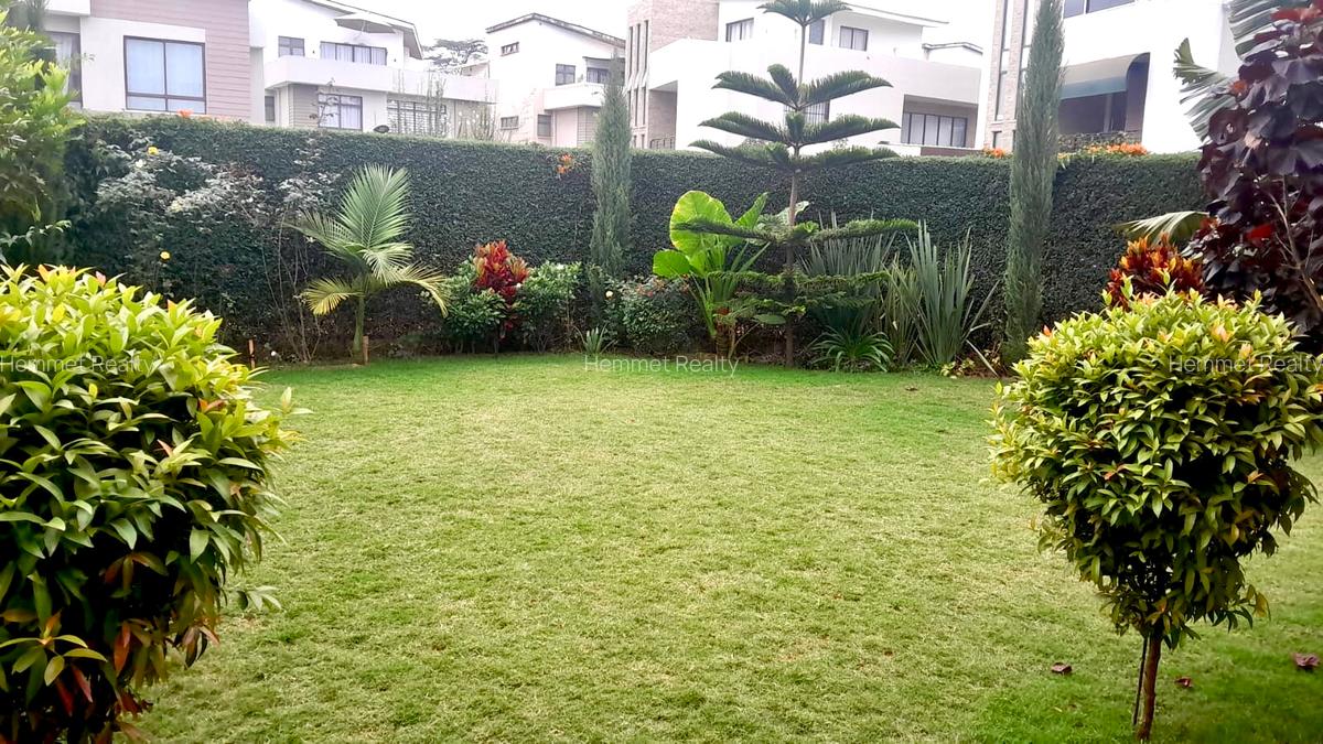 4 Bed Townhouse with En Suite in Runda - 6