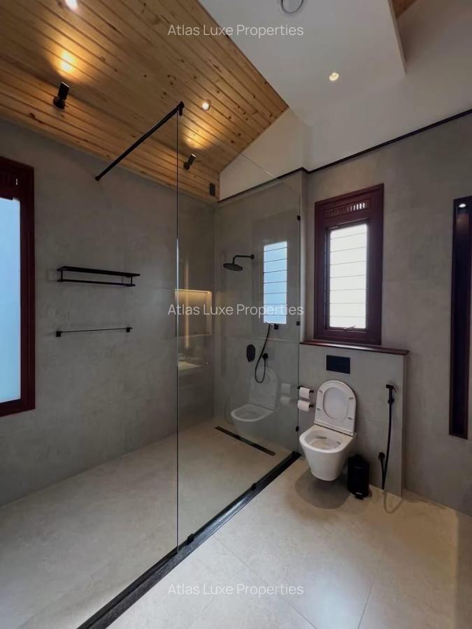 4 Bed Townhouse with En Suite in Runda - 6