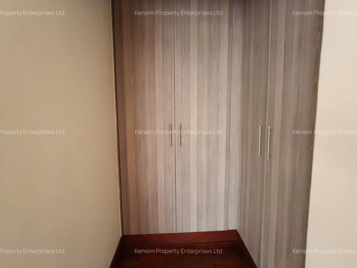 5 Bed Townhouse with En Suite in Lavington - 16