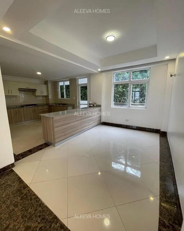 3 Bed Apartment with En Suite in Lavington - 9