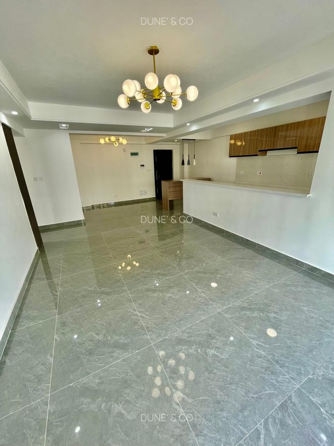 2 Bed Apartment with En Suite in Riverside - 4