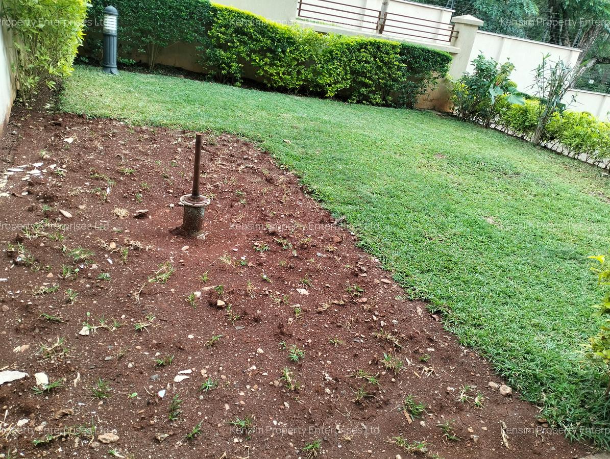 4 Bed Townhouse with En Suite in Lavington - 18