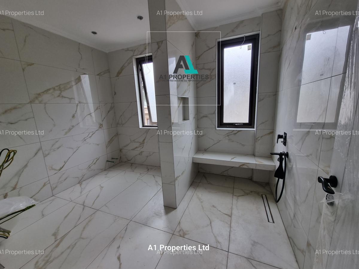 5 Bed Townhouse with En Suite in Karen - 17