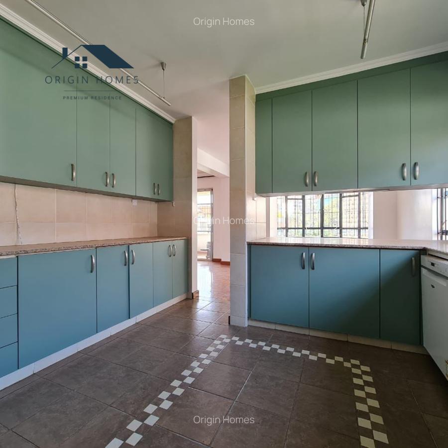 4 Bed Apartment with En Suite at Lavington - 8