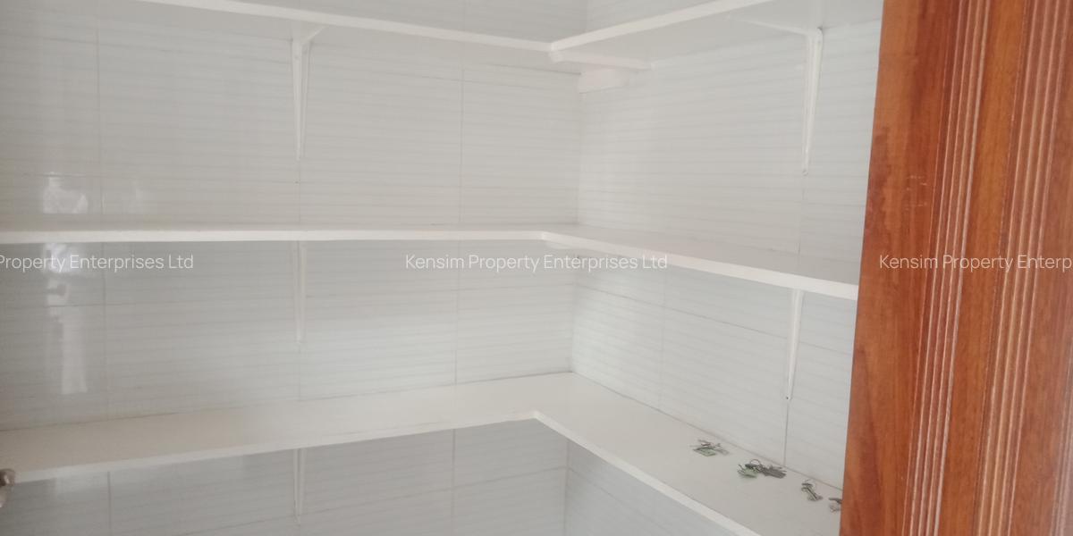 5 Bed Townhouse with En Suite in Kitisuru - 4
