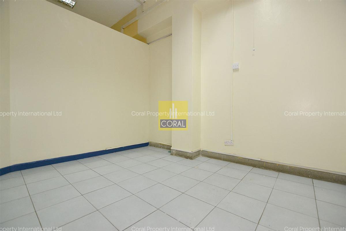 Office in Industrial Area - 17