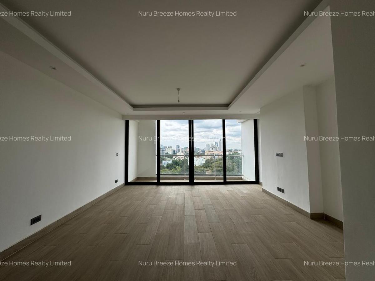 3 Bed Apartment with En Suite in Riverside - 8