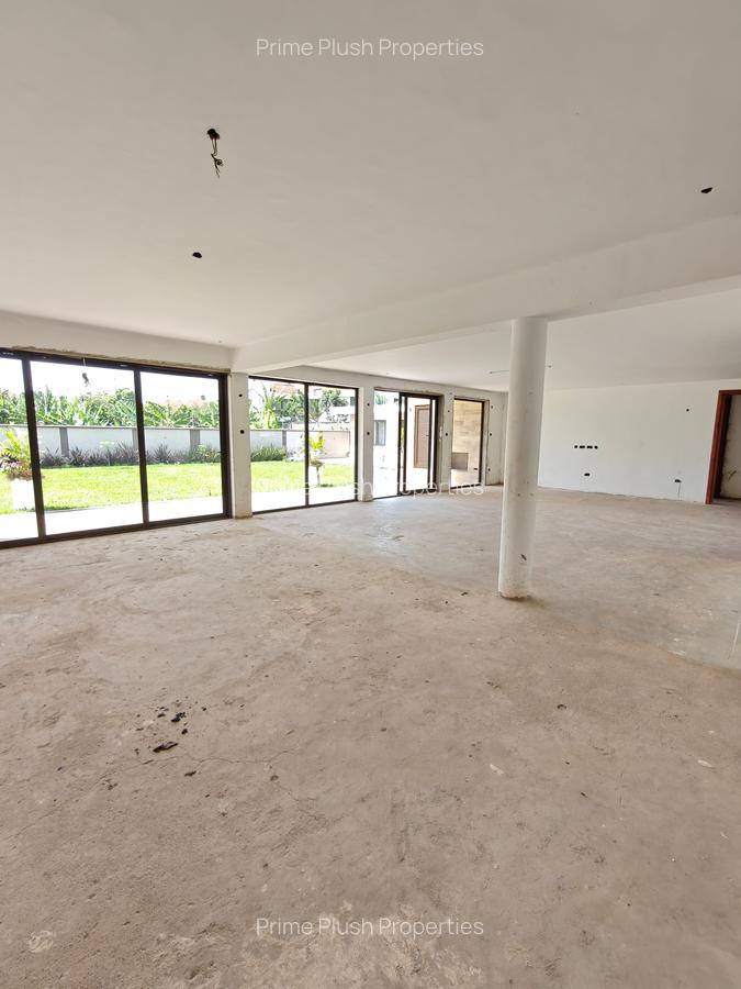 5 Bed House with En Suite in Karen - 5