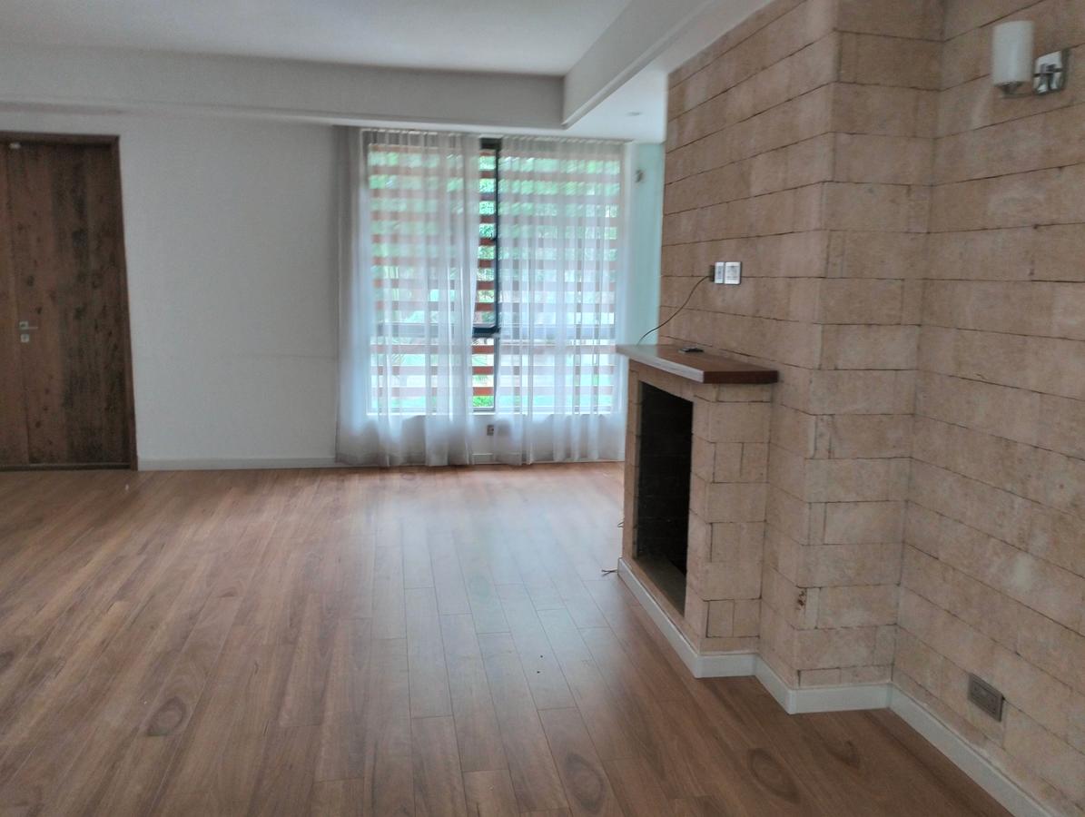 4 Bed Townhouse with En Suite in Lavington - 8