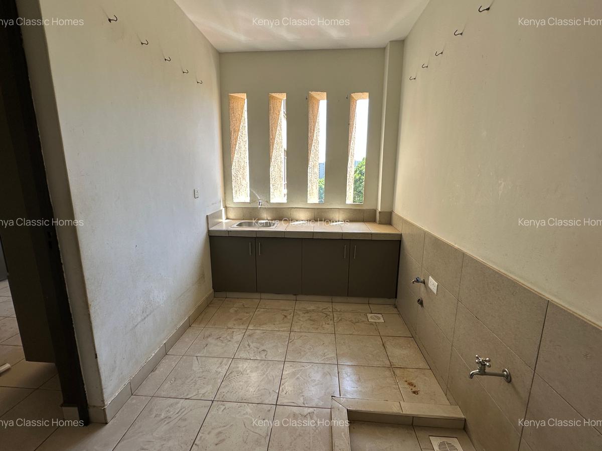 3 Bed Apartment with En Suite at Kileleshwa - 5