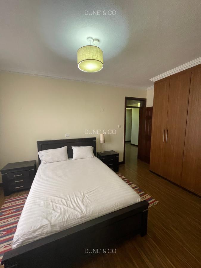 Serviced 3 Bed Apartment with En Suite in Brookside - 11