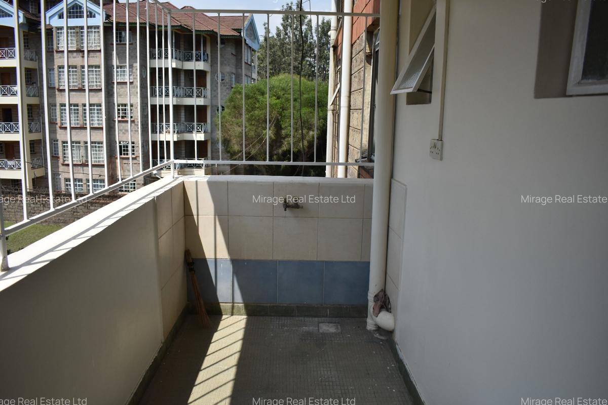 4 Bed Apartment with Borehole in Kilimani - 13